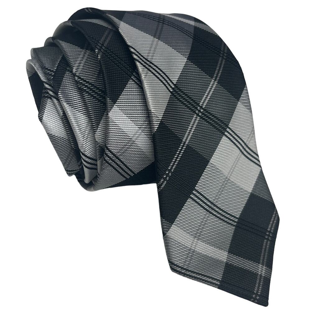 DANIEL Hand Made Tie - Black Gray Necktie - 2.75" x 57" - Excellent Condition
